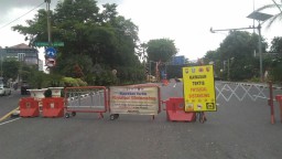 Malam Ini Tiga Jalan Utama Surabaya Ditutup