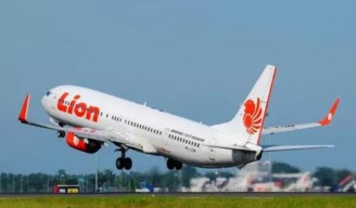 Lion Air Bantah Berhenti Operasi