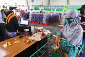 Lumbung Pangan Perluas Penjualan Hingga 33 Kota Kabupaten di Jatim