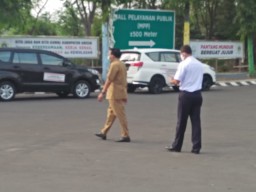 Staf Dishub Mangkir, Bupati Sambari Turun Tangan Atur Lalu Lintas Sendiri