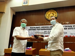 Sambang ke Pabrik Semen Tuban, Setiajit Minta Industri Ini Tetap Dijaga