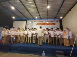 Konsolidasi Kader, dr Alif Melantik 12 PAC Gerindra Gresik