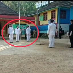 Gubernur Khofifah Posting Video Lucu Paskibraka Salah Menghadap, Wes Angel... Angel...