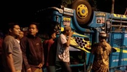 Truk Fuso Rem Blong "Ngamuk" Di Jember, Tujuh Orang Meninggal