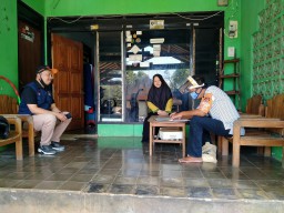 Gara-Gara Stiker, Coklit di Ngawi dan Blitar Dinilai Bermasalah