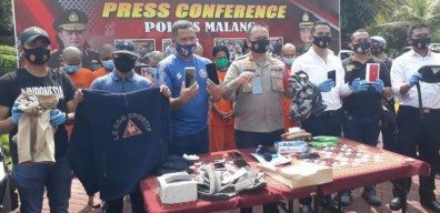 Hajar hingga Rampas Warga Luar Malang, Delapan Oknum Aremania Dibekuk Polisi