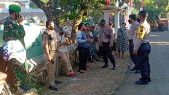 Setengah Bulan, 4 Orang Warga Pasuruan Gantung Diri