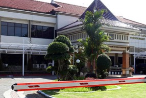Pencopotan Dua Pejabat Teras Kota Probolinggo Diduga Karena Foto Bareng Mantan