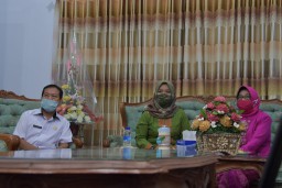 Atasi Pemasaran di Tengah Covid-19, Dekranasda Jember Dorong UMKM Optimalkan Digitalisasi