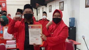 Rekomendasi PDIP Untuk Yani-Aminatun Belum Diteken Megawati