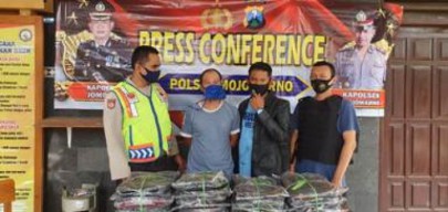 Tipu Pengusaha Tas Bandung, Pemuda Ujung Pangkah Gresik Diciduk Polisi Jombang
