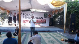 Dokter Alif Minta Pemuda Gresik Aktif Berpartisipasi di Politik