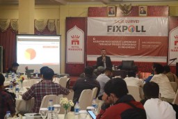 Hasil Survei: Elektabilitas Yuhronur Tertinggi, Tapi Kartika Lebih Populer