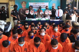 Dalam 2 Minggu Polres Tanjung Perak Sita 8,5 Kg Sabu-sabu dari 46 Tersangka