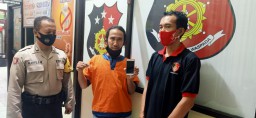 Terobos Rambu Lalin, Ditilang Polisi Ternyata Bawa Sabu, Apes Deh