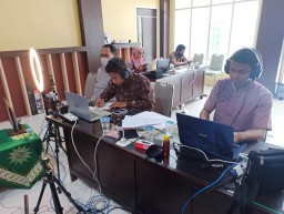Webinar SD Mugres Awali Pendidikan Daring