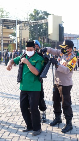 Gandeng Komunitas, Polresta Sidoarjo Tindak Pelanggar Prokes