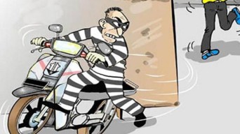 Nyolong Motor Bersama, Ditinggal Kencing Lha Kok Kabur Duluan