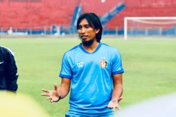 Persik Kediri Ditinggal Ante Bakmaz, Budi Sudarsono : Kami Banyak Stok Pemain Kok