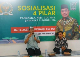 Wakil Ketua MPR Jazilul Fawaid  Tantang Santri Kelola Kekayaan Indonesia