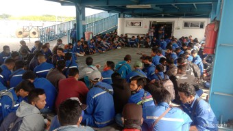 Ratusan Karyawan PT Angkasa Raya Stell Gresik Mogok Kerja, Inilah tuntutan mereka