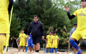 Liga 1 Ditunda, Carlos Oliveira : Pemain Boleh Kecewa Tapi Tak Boleh Larut