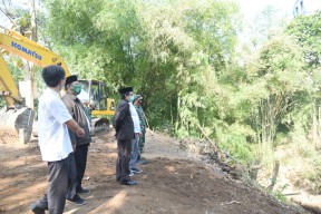 Bangun Jembatan, Plt Bupati Berharap IAIN Jember Segera Menjadi UIN