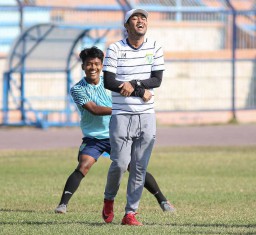 Liga 1 Belum Jelas, Persela Lamongan Perpanjang Libur Pemain