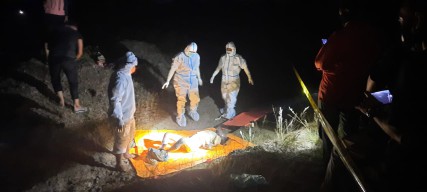Mayat ABG Dengan Tangan dan Kaki Terikat Ditemukan di Kubangan Bukit Jamur Bungah