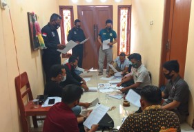 Peserta Tes Perangkat Desa di Dander Bojonegoro Temukan Tisu Tertulis Angka Mirip Bocoran Soal