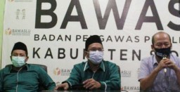 Gus Muhdlor-Subandi Diperiksa Bawaslu Sidoarjo 1,5 Jam Terkait Hal Ini