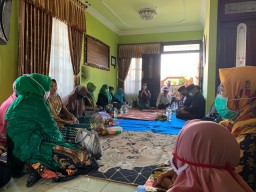 Muslimat Gedangan Dukung Kelana-Astuti