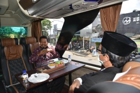 Workshop On The Bus, Terobosan Kegiatan Ilmiah Bernuansa Wisata