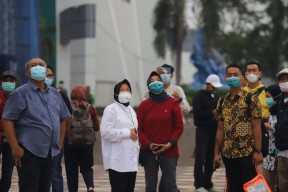 Risma Berharap Penerangan GBT Manfaatkan PLTSa