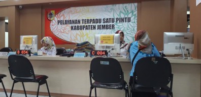 Animo Mengurus Izin Tinggi di Tengah Pandemi, DPM-PTSP Jember Tetap Lakukan Pelayanan
