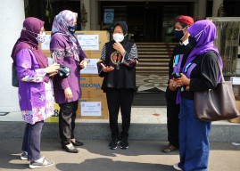 Ikatan Alumni Psikologi Unair Turun Tangan Dampingi Warga di Tengah Pandemi