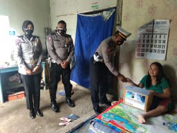 Polisi di Bojonegoro Sisikan Rezeqi untuk Bantu Penderita Tumor