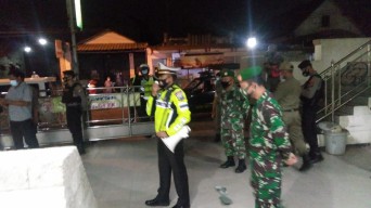 Satgas Covid Gresik Terus Galakkan Razia Prokes Untuk Tekan Penyebaran Virus