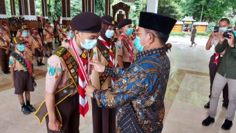 95 Pramuka Garuda Dikukuhkan, Pj Bupati Sidoarjo : Harus Bangga