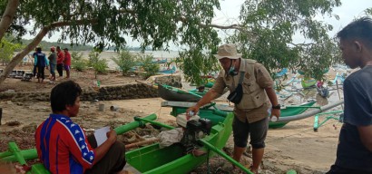 Biaya Pengiriman Tak Dianggarkan KKP, Penerima Bantuan Mesin ke Bawean Disepakati Bayar Sendiri