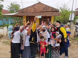 Disambut antusias Warga Ujungpangkah, Qosim Alif Akan Dorong Pariwisata Desa Maju Bersama Seperti Wagos dan Setigi