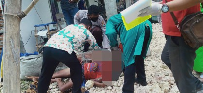 Betulkan Radio Rusak, Warga Dander Bojonegoro Kesetrum dan Akhirnya Wassalam