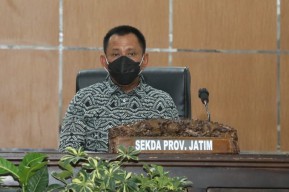 Sempat Satu Forum dengan Bupati Situbondo, Sekdaprov Tegaskan Gubernur Rajin Tes Swab
