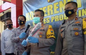 Istri Diselingkuhi, Suami Dendam Kesumat Gorok Leher Pria Selingkuhan