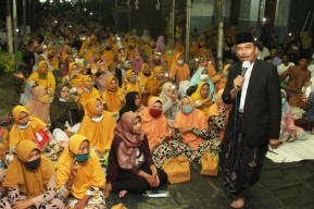 Ketika Pak Qosim Berceramah, Dibanjiri Jamaah, Dipantau Bawaslu, Sampaikan Teladan Nabi dan Jauh dari Politik