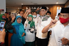 Kelana Aprilianto - Dwi Astutik Berkomitmen Bangun Infrastruktur yang Terarah dan Transparan