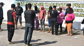 Jelang Tahun Baru, Satpol PP Probolinggo Perketat Awasi Lokalisasi Liar Paiton