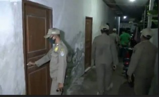 Pasangan Selingkuh Kencan di Pinggir Jalan Hingga Pemuda Mabuk Dipergoki Aparat Gabungan di Tuban