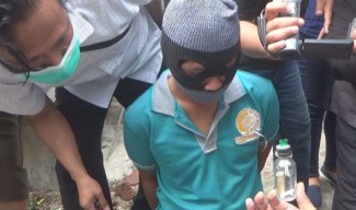 Dua Pekerja Hotel Asyik Nyabu, Eh Pak Polisi Datang, Batal Deh