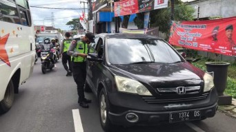 Nekat ke Batu Tanpa Surat Keterangan Uji Rapid Tes, Puluhan Kendaraan Balik Kanan